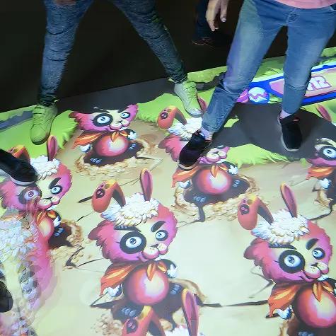 Kids playing interactive game - photo 5
